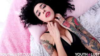 Nzuri mexican hufanya yake ya kwanza porn video Kitzia INTRO