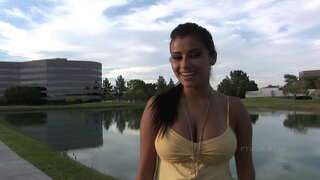 الکسا لورن آبپاش HD