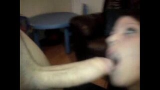 ���තා ලස්සන ලොකු අමාරු කුකුළා ලැබෙන සින්දුව වියළි