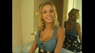 Hot Blonde Brianna Banken Gëtt Hir Enk Arsch Gefickt
