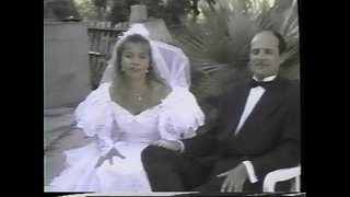 Fransk pige bliver kneppet, mens iført en hvid brudekjole