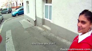 Jebene Naočale - Dosadno slatkišu Amala jebala za lovu,