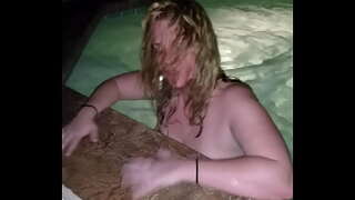 Tắm Khoáng Cô Bé