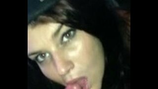 Puella ingerentem dat oralis sexus et cum hirundines