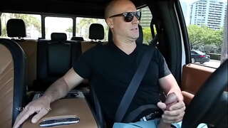 Lalu lintas jarkoff punheta ora carro