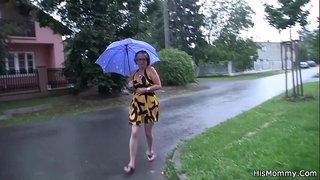 Mature mom kwaye teen lesbian toying kwangaye