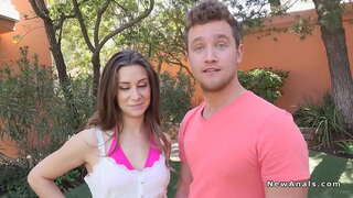 Saperangan silit kurang ajar ing latar mburi