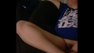 ���ತಿ ದಾಖಲೆಗಳನ್ನು ಪತ್ನಿ ಆಡುವ ಸಂದರ್ಭದಲ್ಲಿ ತನ್ನ ಕೋಣೆಯಲ್ಲಿ