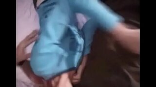 Sotva právne dievča ide wild