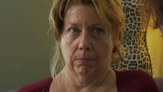 Chubby bestemor rir en rasende boner