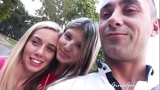 Threesome gnéas sa bhaile