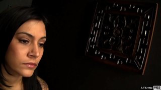 Raylene ví, jak to vykouřit