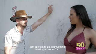 Mae&#039;r 50-wedi - a-Ast oddi ar y stryd gan roi y ass ar gyfer yr hanner can go iawn rhefrol